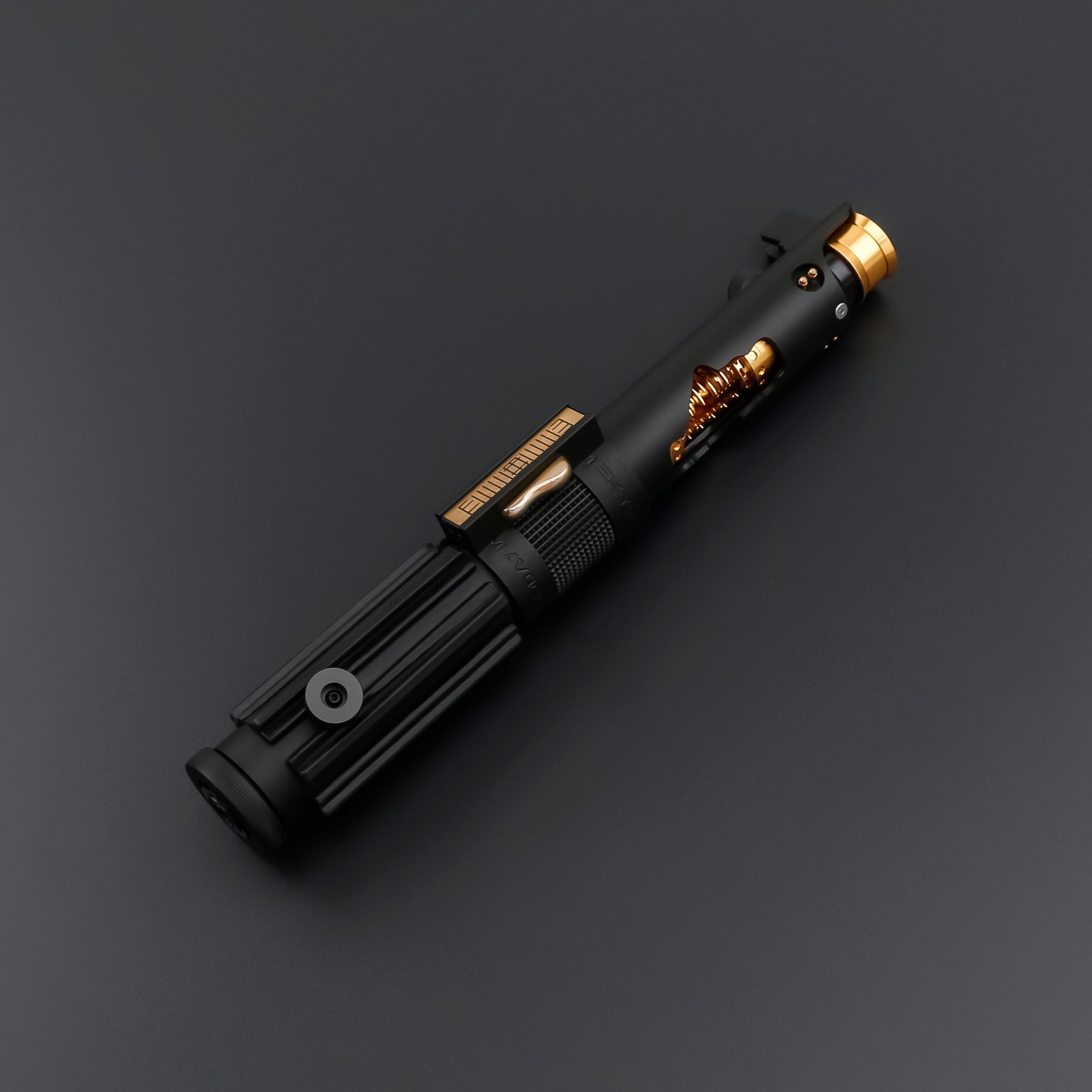 Fallen Knight Black (Exposed Spinning Crystals) Exclusive