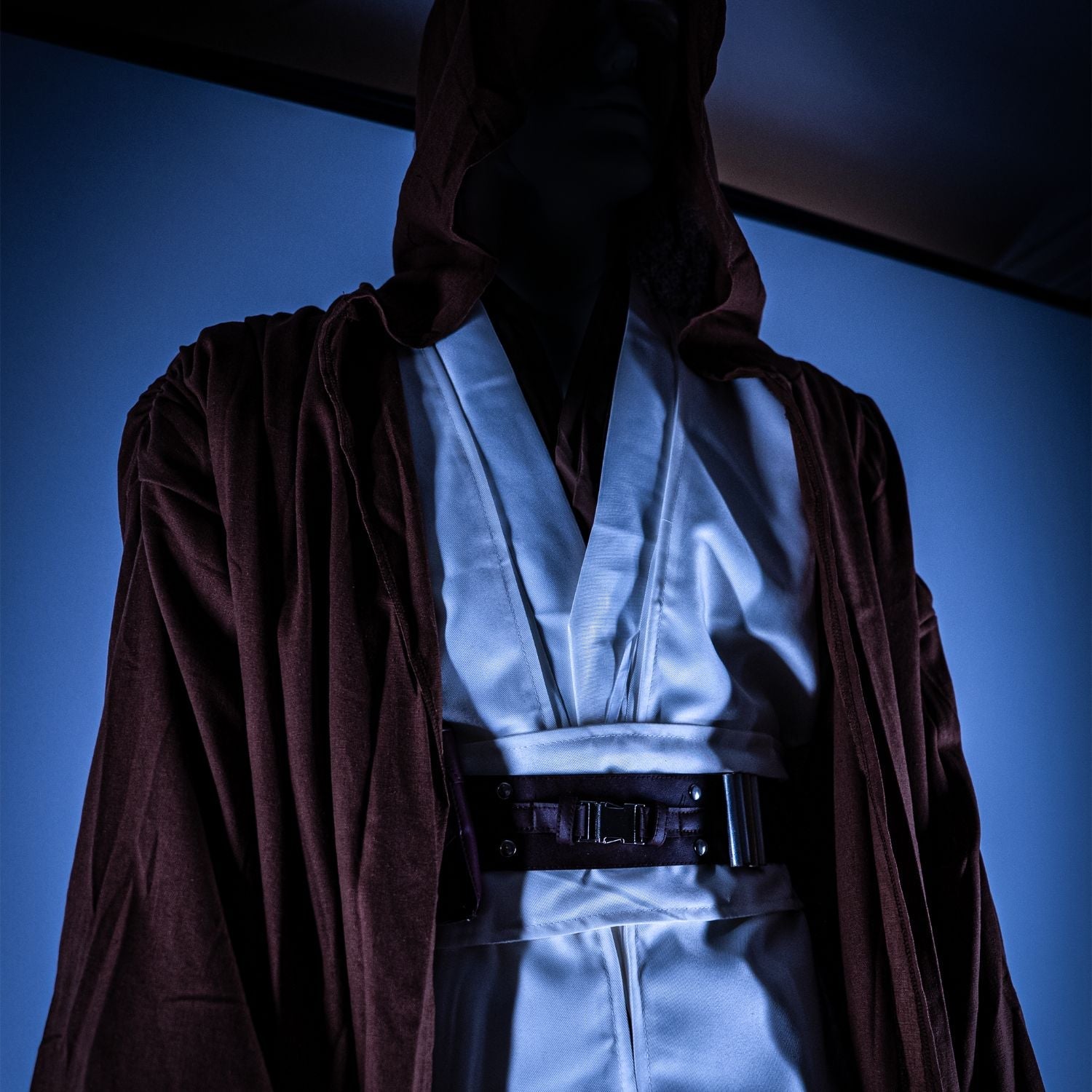 Light Side Robe